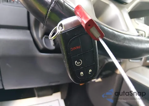 2014 Ram 1500 Laramie z USA, uszkodzony, nr VIN 1C6RR6VT3ES122826